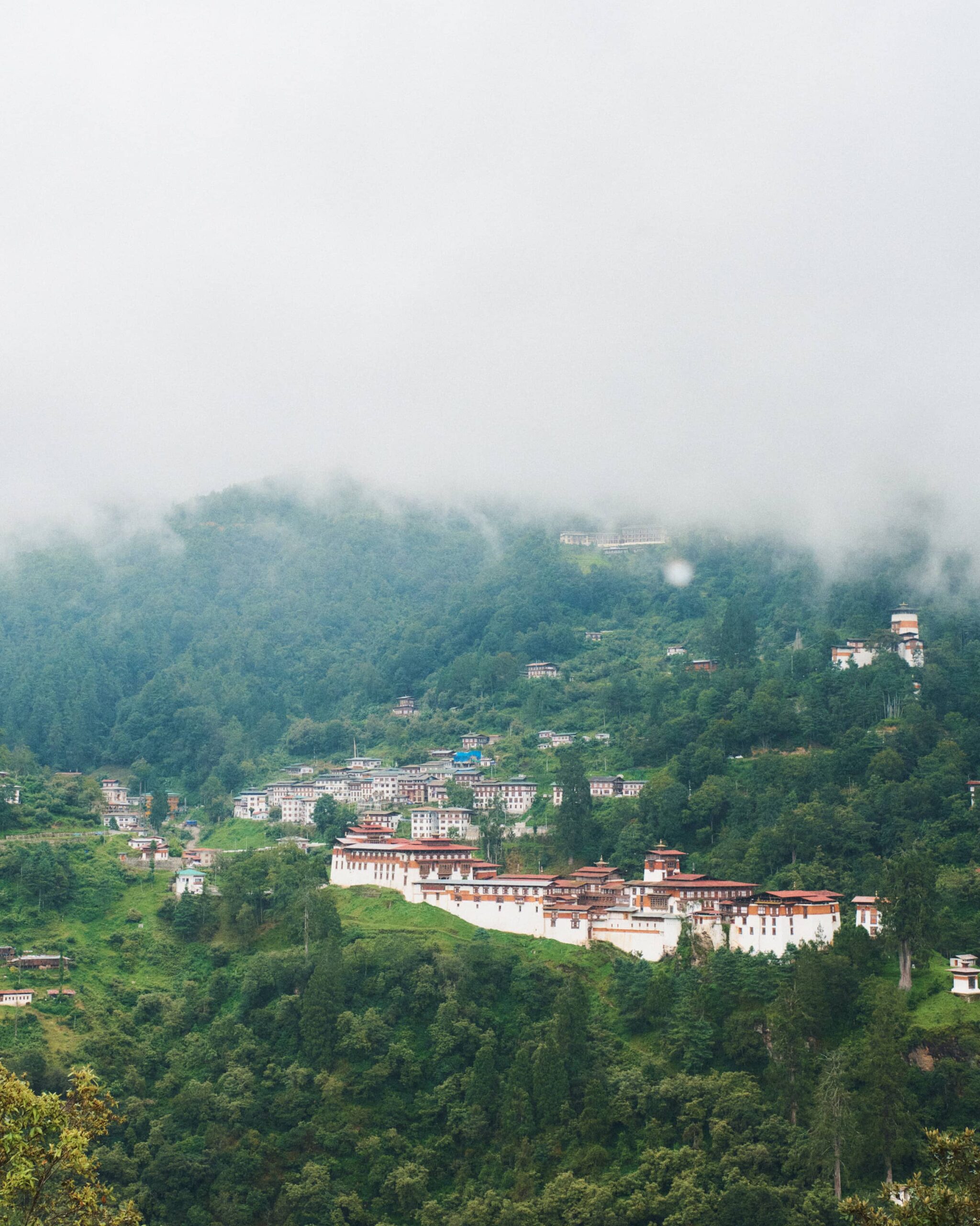 jakar dzong - bhutan